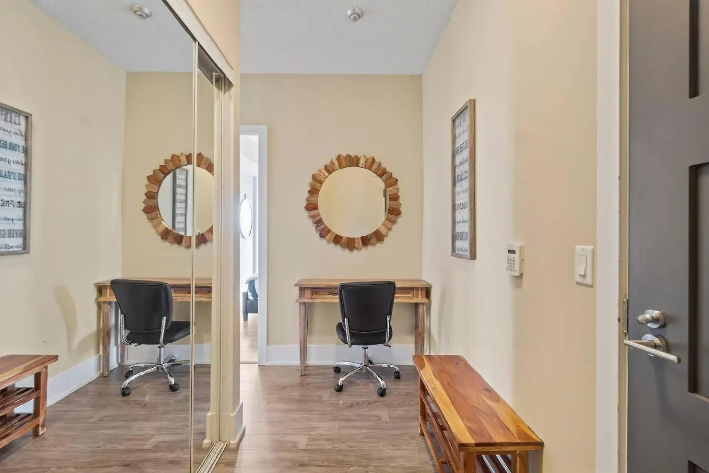 Apartment 3Br Skyline Condo - By Cn Tower & Mtcc & Free Parking Toronto